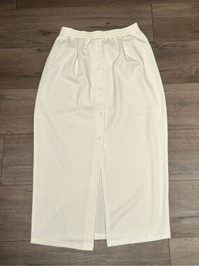 Button-Front Cream Midi Skirt with Center Slit